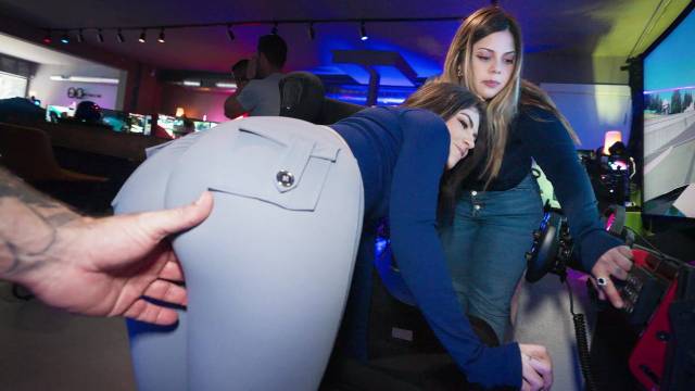 Kay Rhea, Gi Joey - Getting Racy At The Arcade